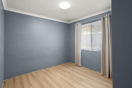 WELL SIZED FAMILY HOME - Photo 2