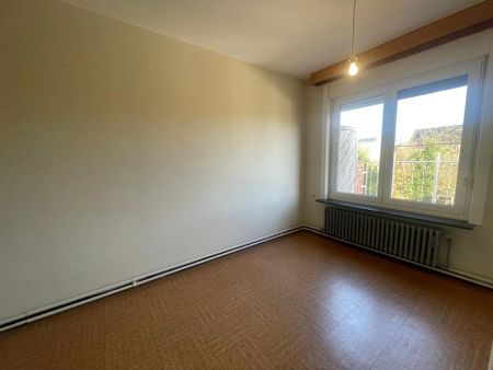 Comfortabel appartement met 2 slaapkamers, garage en een ruim terras! - Photo 2
