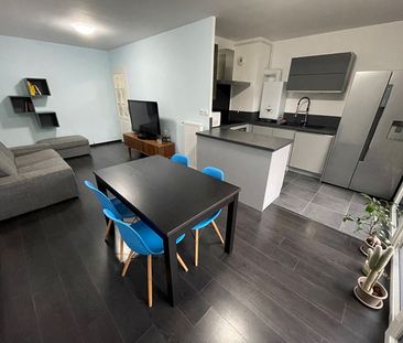 Location Appartement 2 pièces 49m² LOOS 59120 - Photo 1