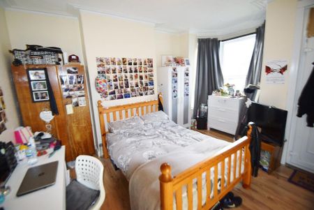 4 bedroom house share to rent - Photo 5