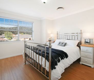 58 Singleton Road, - Photo 6