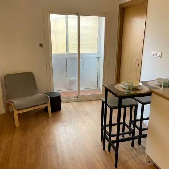 Carrer d'Alcanyís, Valencia, Valencian Community 46019 - Foto 1