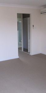 Three Bedroom Well Maintained Townhouse - Photo 4