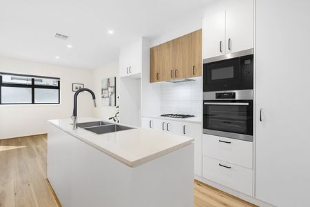 3/33 Braybrooke St, Bruce ACT 2617 - Townhouse For Rent | Domain - Photo 3