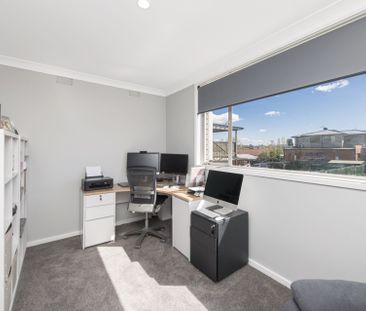 37 Fergus Road, Queanbeyan - Photo 4