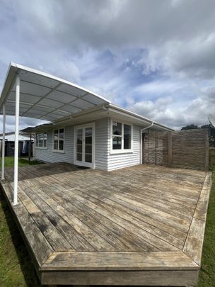 Renovated Home Near Whitianga Sports Grounds - Photo 1