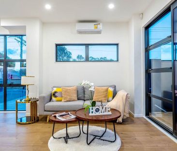 Brand New 3 Bedroom Townhouse In Henderson - Photo 6
