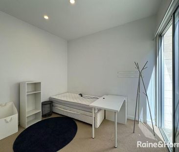 2 Bedrooms Townhouse in CBD - Great Location! - Photo 5