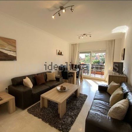 Alquiler de piso en Calle Casares del Sol, 32 - Photo 1