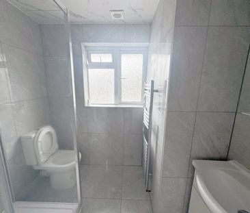 Room in a Shared House, Stothard Road, BS7 - Photo 2