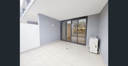 Modern 2 Bedroom Apartments in Convenient Location - Photo 3