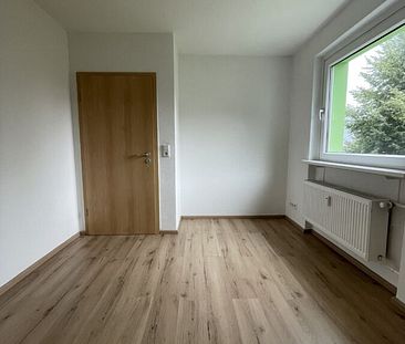 Helle 3-Zimmerwohnung mit Sonnenbalkon - Photo 2