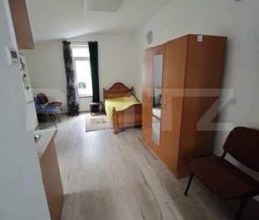 Garsonieră de închiriat la curte – zonă foarte accesibi - Photo 1