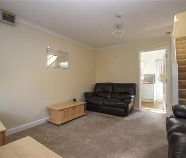 1 bedroom end of terrace house to rent - Photo 2