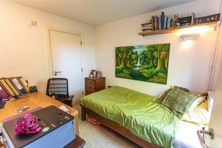 3 bedroom terraced house to rent - Photo 5