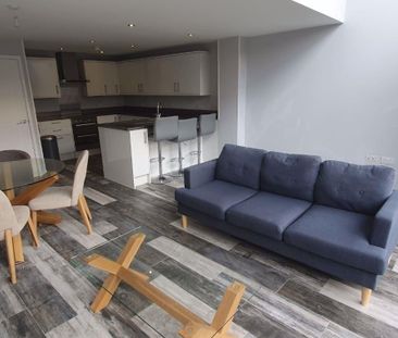 Winton Lane, Bristol - Photo 4