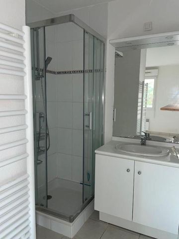 Location Appartement 2 pièces 39m² BRIGNOLES 83170 - Photo 4