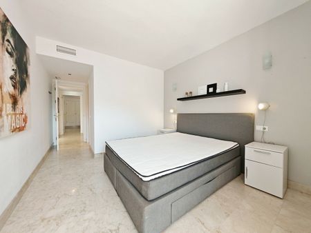 2 Bed Apartment for Rent in Elviria - Photo 4