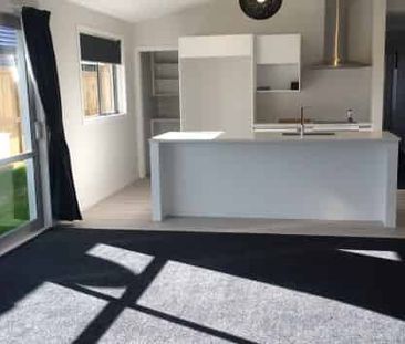 Delightful Home on Materawaho - The Lakes - Photo 2