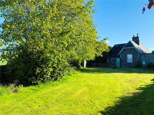 2 bedroom detached house to rent - Photo 1