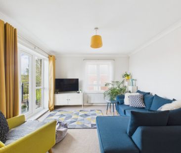 Terry House, Tadros Court, High Wycombe,HP13 - Photo 1