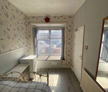 Room in a Shared House, Kenelm Road, B10 - Photo 6