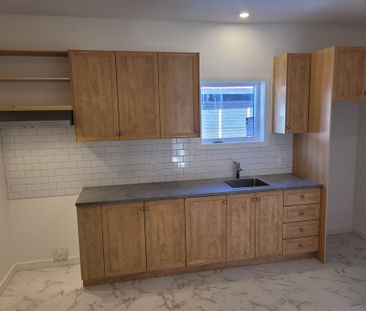 4 1/2 Neuf, Bien Situé - Photo 1