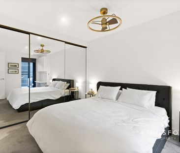 LUXURY FULLY FURNISHED APARTMENT IN YARRA ONE **SIX MONTH LEASE AVA... - Photo 6