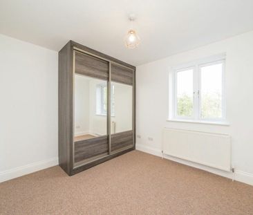 Kavsan Place, Cranford, TW5 - Photo 2