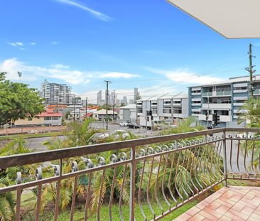 2/481 Vulture St E, East Brisbane - Photo 4