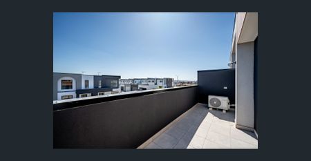 Brand New Living! - Photo 5