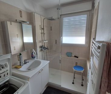 Location Appartement 2 pièces 49m² - Photo 3