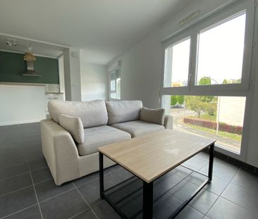 Location Appartement 2 pièces 49m² MONT ST AIGNAN 76130 - Photo 2