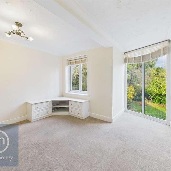 The Chase, Eastcote, Pinner, HA5 - Photo 1