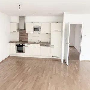 Große 3-Zimmerwohnung mit Balkon in Top Wohngegend - Foto 3