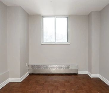 230 Oak Street — 1 Bedroom - unit 808 - Photo 4