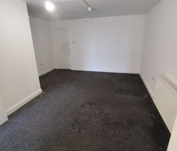 4 Bed Maisonette, Jeeyas Apartments, E16 - Photo 1