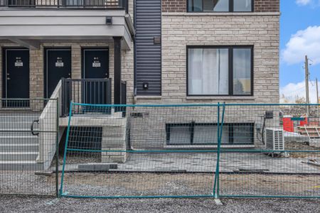 For Lease - 801 Glenroy Gilbert Drive Unit# 12, Barrhaven, Ontario - Photo 4