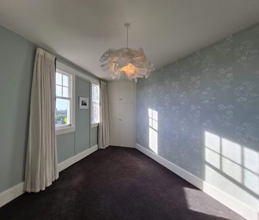 95B Dyers Pass Road, Cashmere - Photo 2