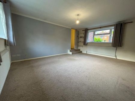 2 Bedroom Maisonette To Let - HP13 - Photo 5