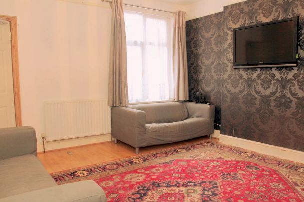 Welford Road (4 bed) - Photo 1