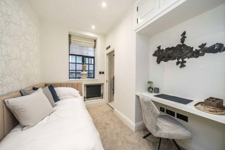 3 bedroom flat to rent - Photo 4