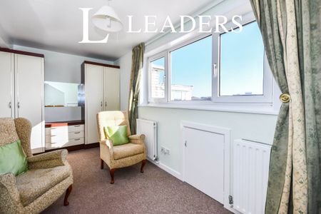 apartment to rent Grange Road, Bournemouth, BH6 - Photo 2