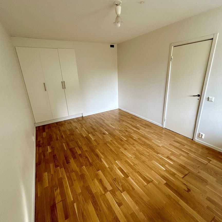 Liegatan 13, Västerås - Photo 1