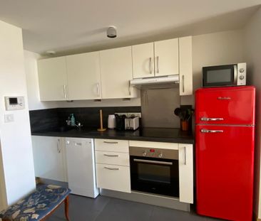 Location Appartement 2 pièces Meublé 46m² LA ROCHELLE 17000 - Photo 5