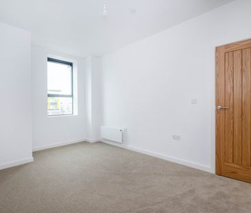 Lakeside Close - Photo 1