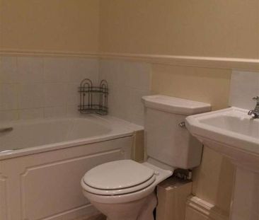 Callis Court Road, Broadstairs, CT10 - Photo 4