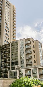 Revo on King Street (East Tower) - Photo 3