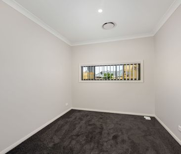 Stylish and Spacious Family Home​ - Photo 1
