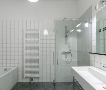 Appartement te huur: Barentszplein 8-A 1013 NJ Amsterdam - Foto 6